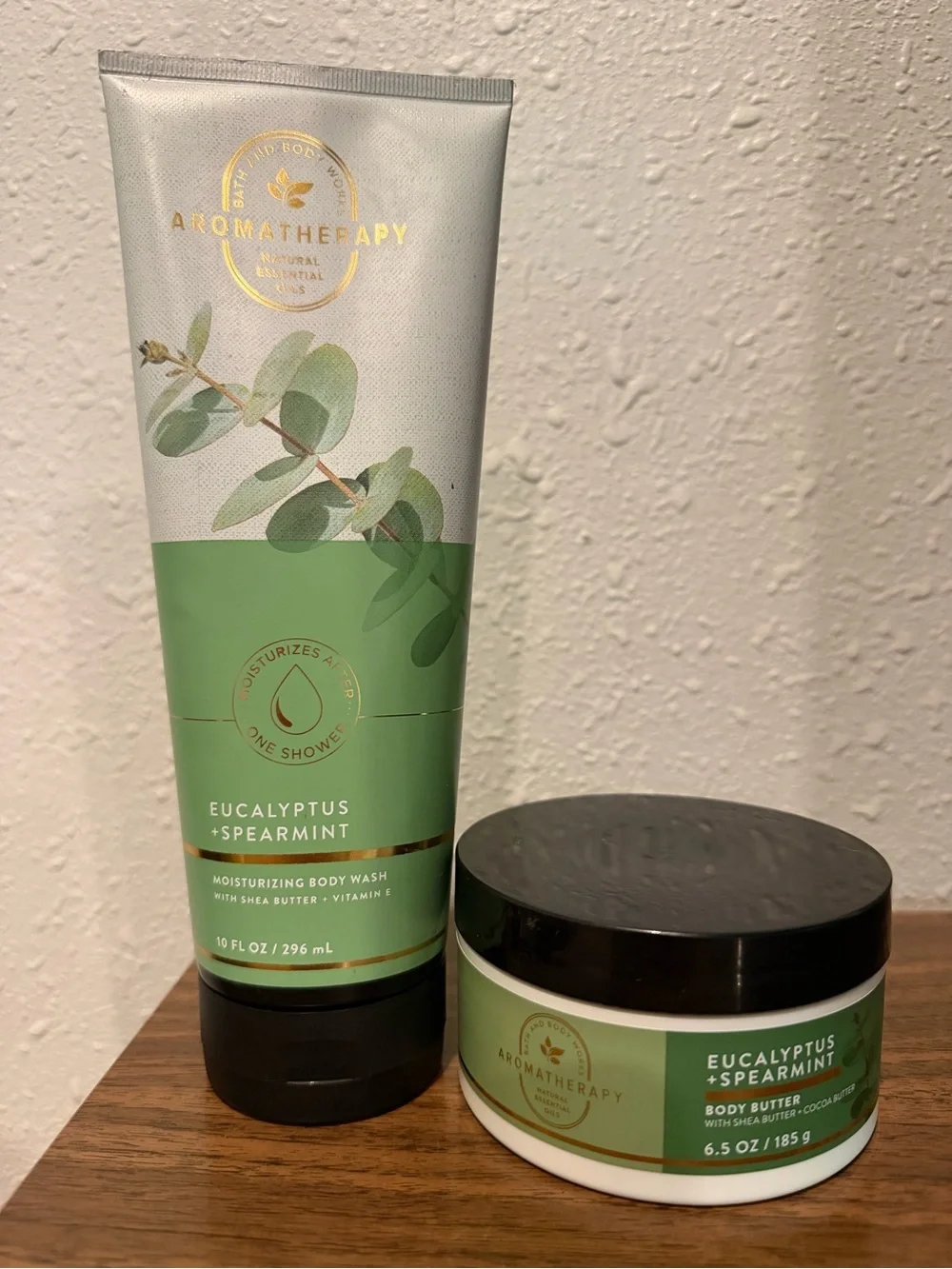 Bath & Body Works Aromatherapy Eucalyptus + Spearmint Body Wash & Body Butter